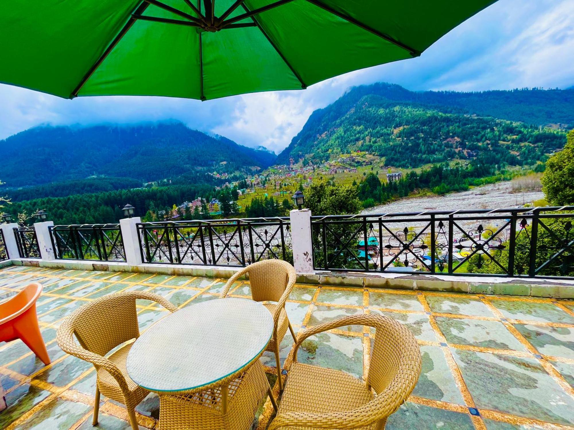 Snow Clad Riverview Hotel & Resort, Manali Экстерьер фото