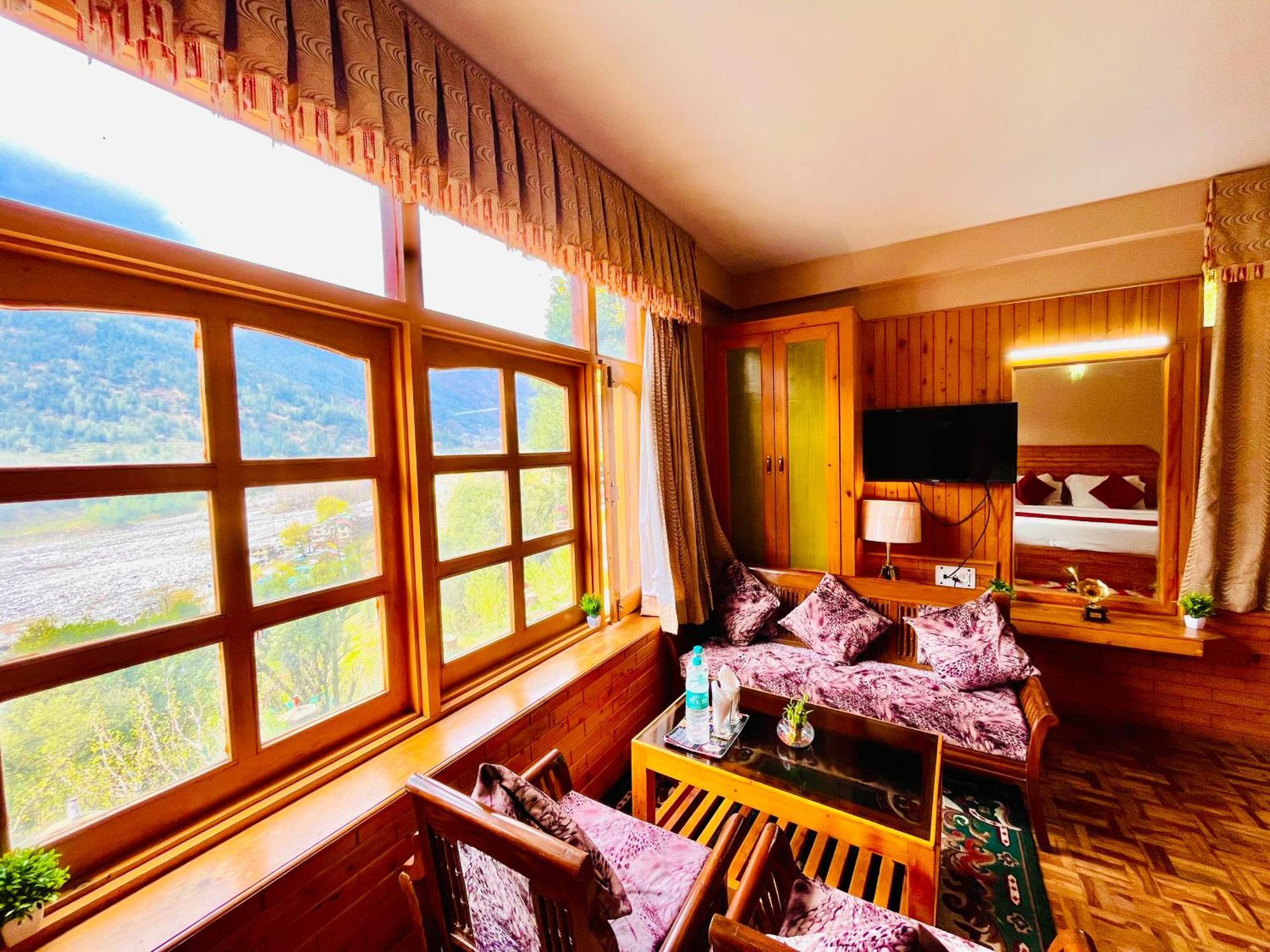 Snow Clad Riverview Hotel & Resort, Manali Экстерьер фото